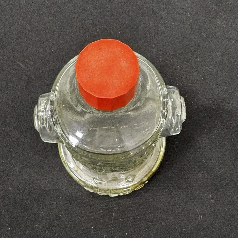Skinbracer Vintage‎ Mennen Bottle